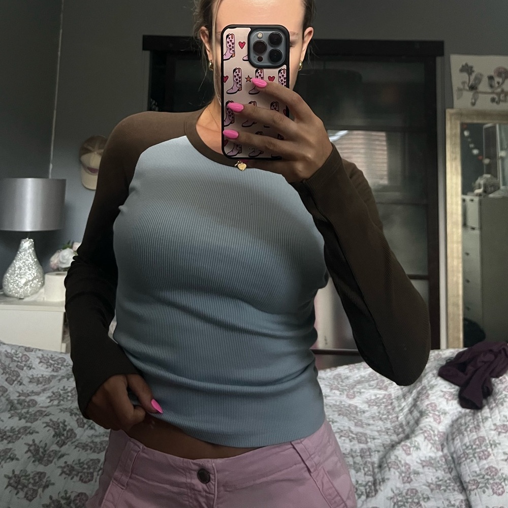 Brandy Melville Bella Long Sleeve